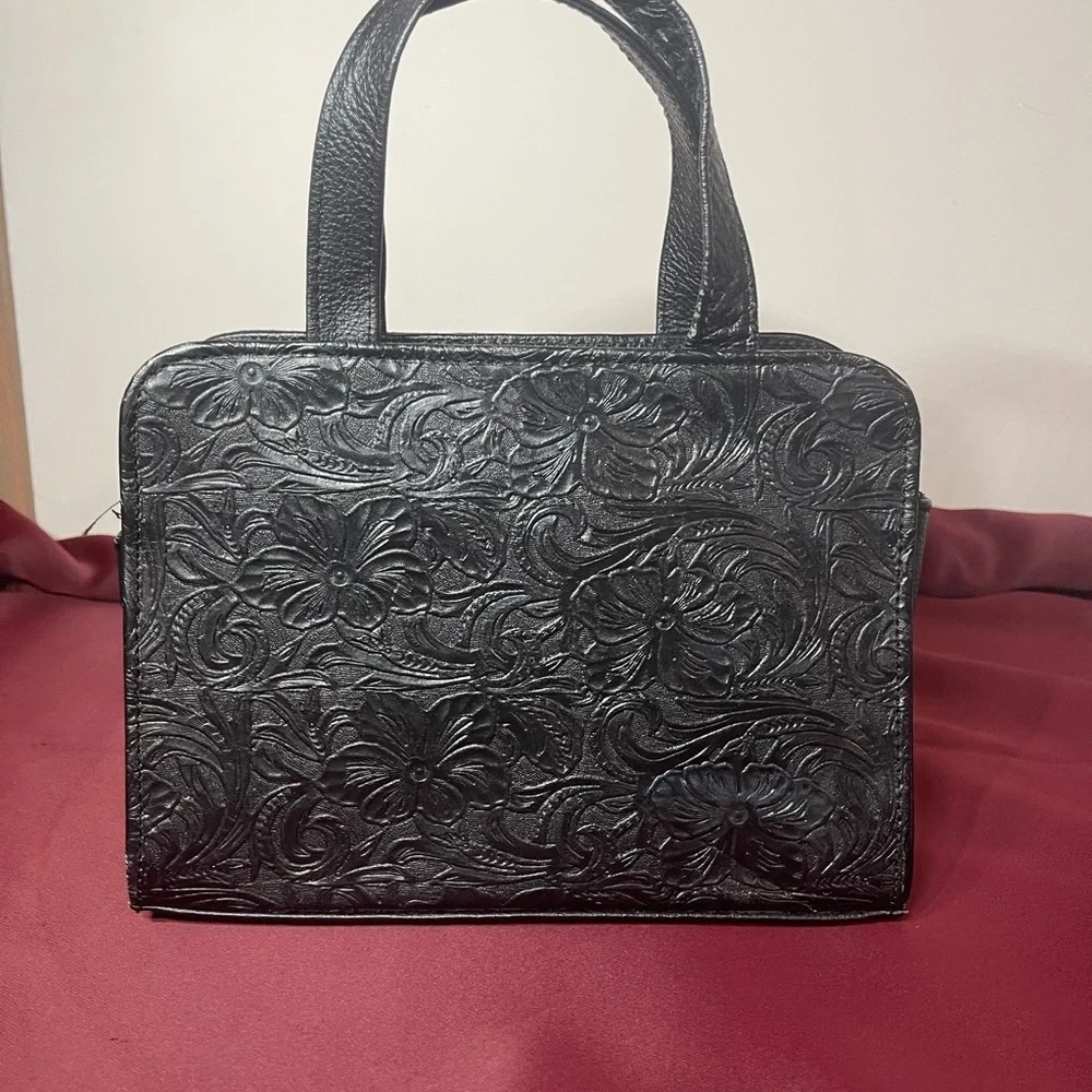 Elegant Black Floral Embossed Shoulder Bag